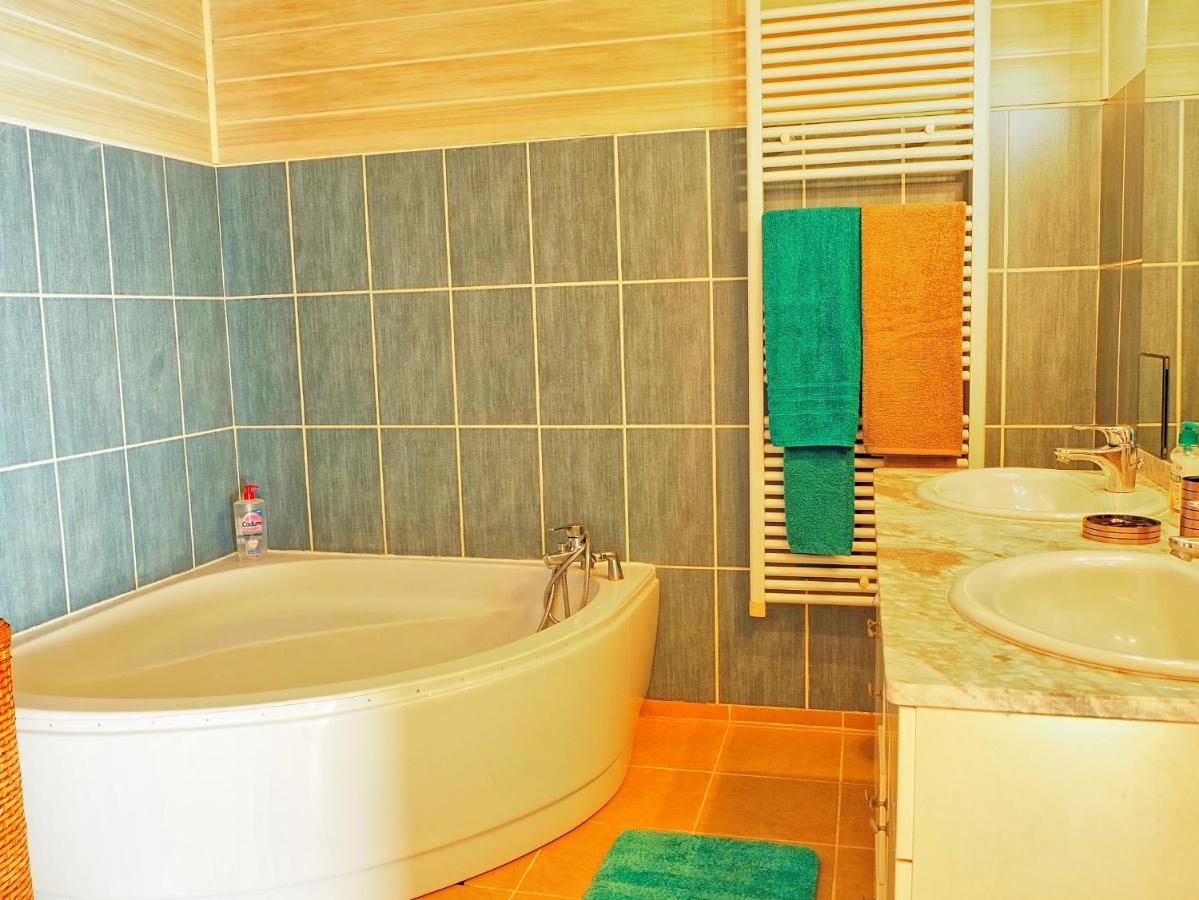 Appartement Le Pontvys à Marignier Extérieur photo