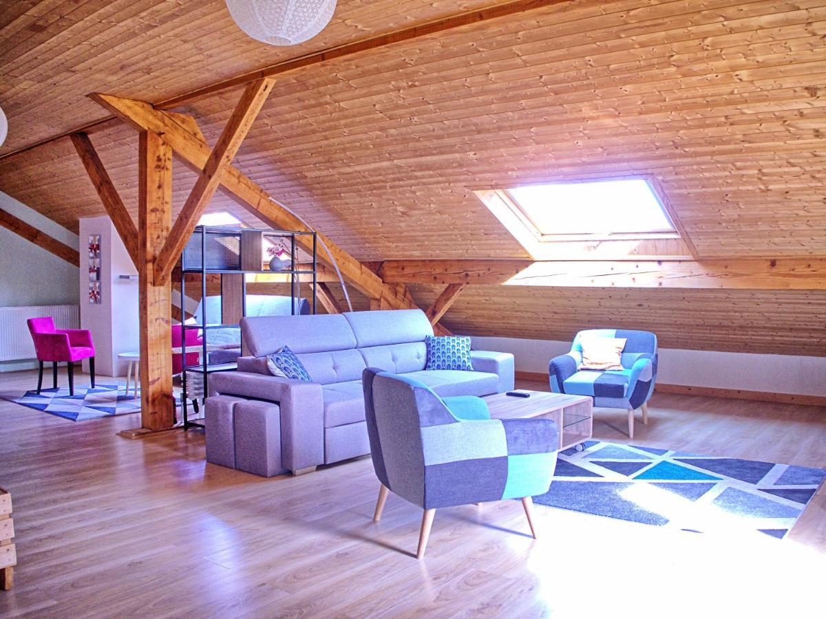Appartement Le Pontvys à Marignier Extérieur photo